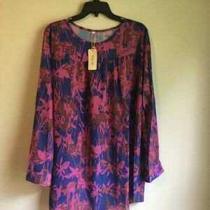 NWT Tesscara large dress